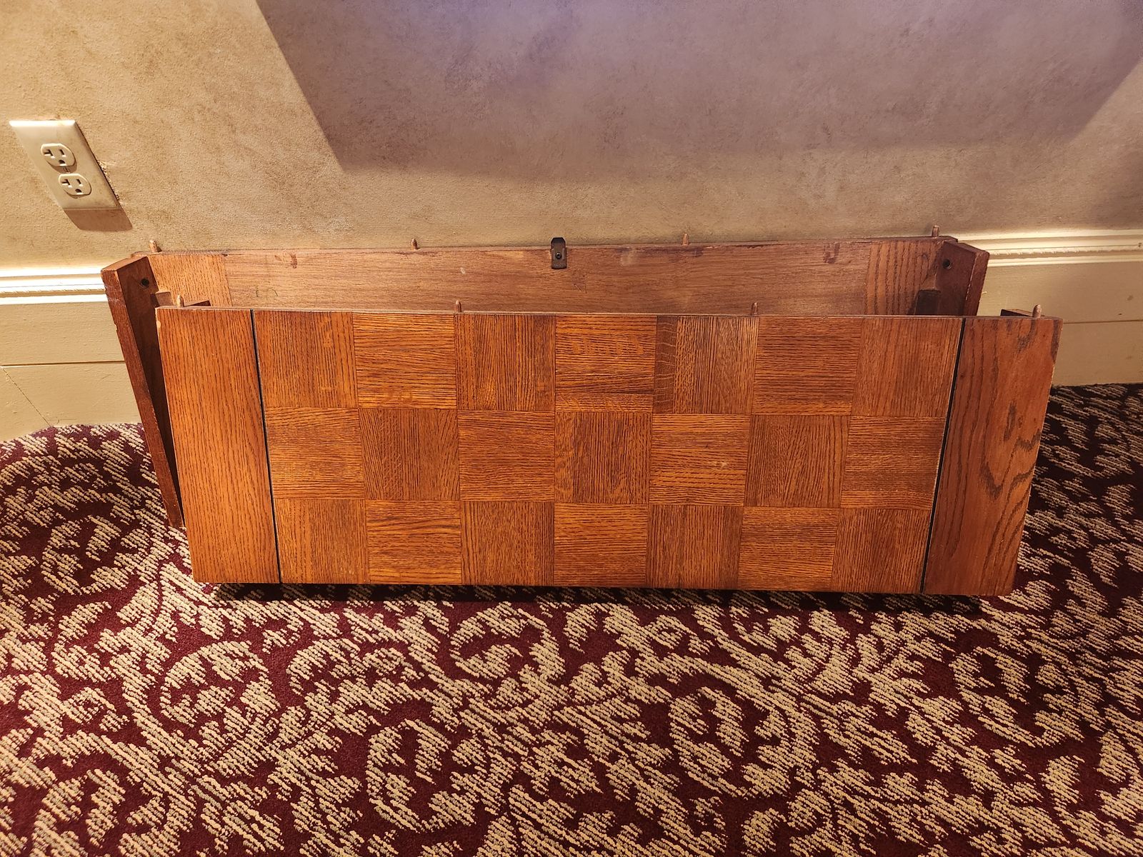 Main image 3