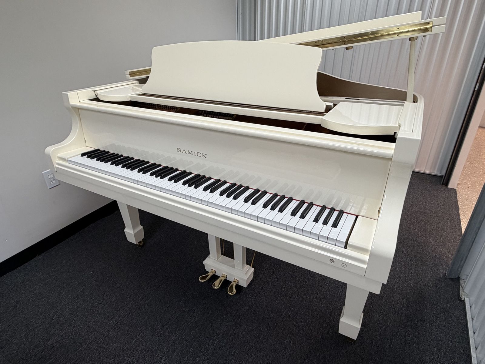 Samick SG-155 Grand Piano - Free Delivery