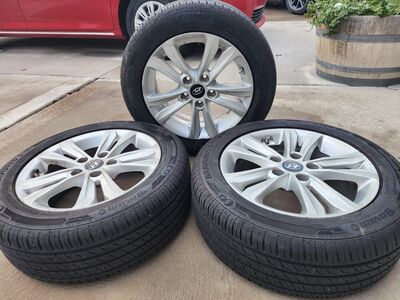 205/55/16 hyundai rims wheels tires (3)