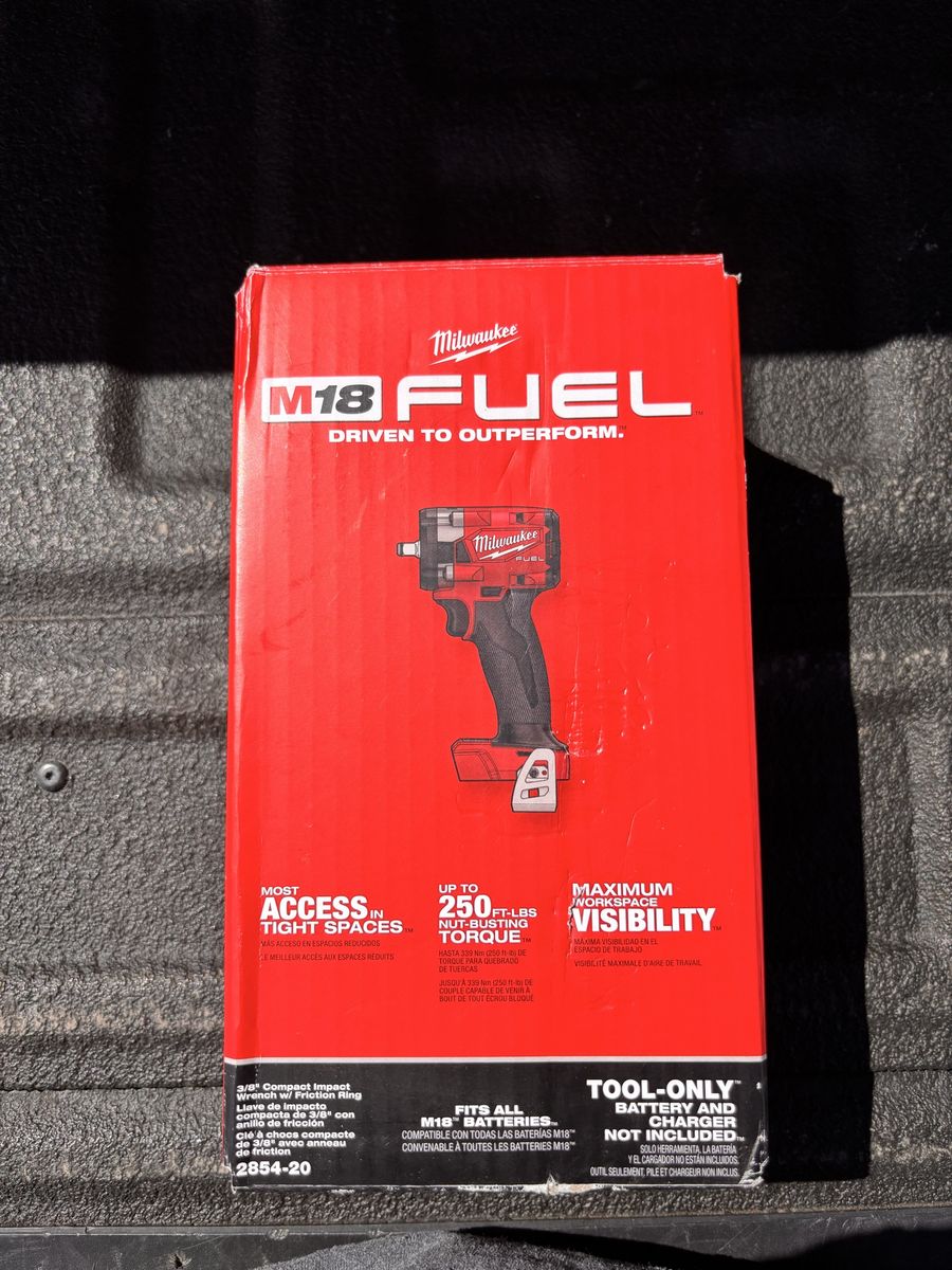 Milwaukee M18 FUEL 3/8" Compact Impact Wrench