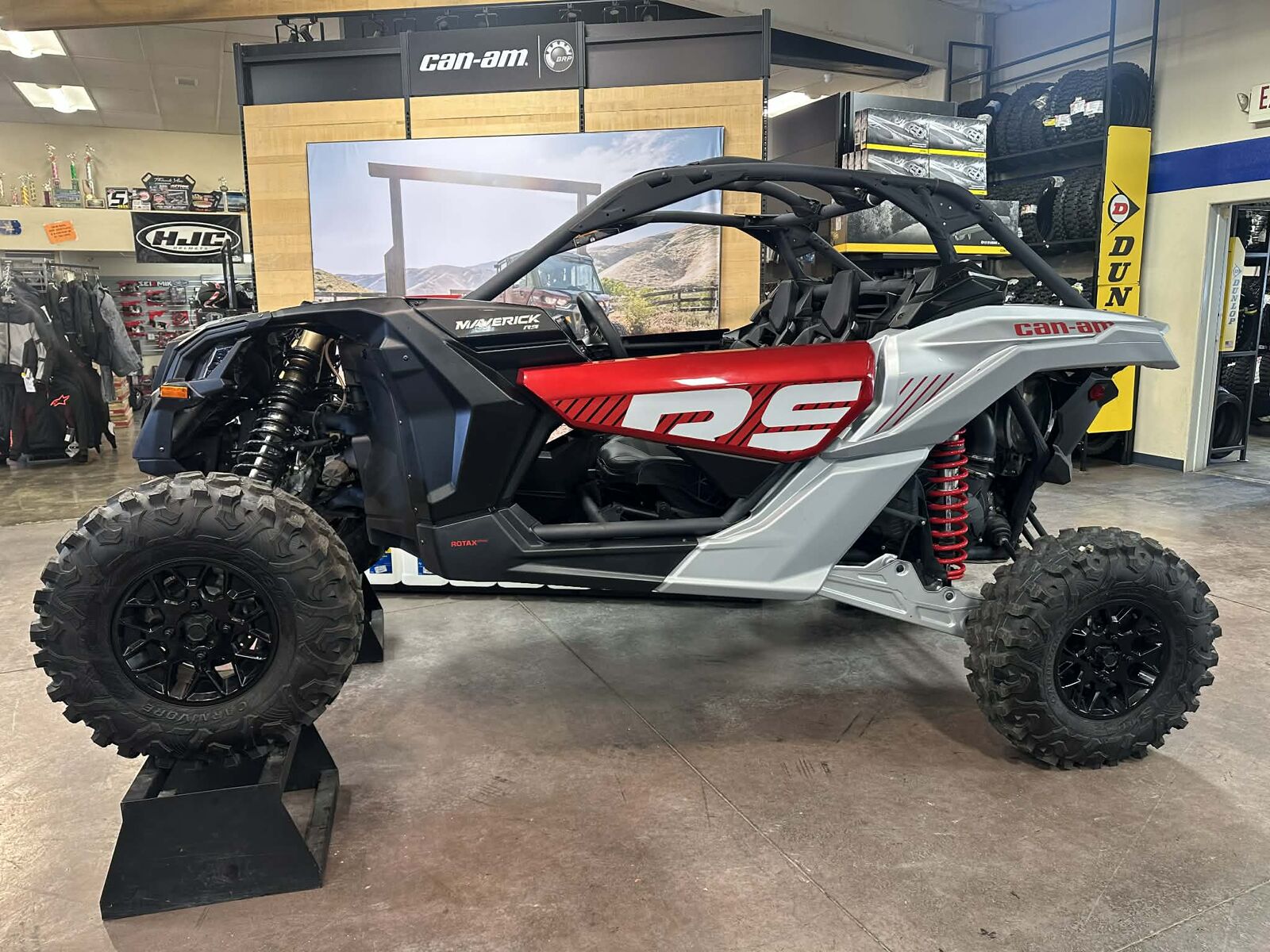 2024 Can-Am Maverick RS 72" Turbo – HUGE SAVINGS