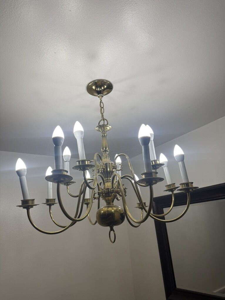 12-Light Antique Brass Chndelier