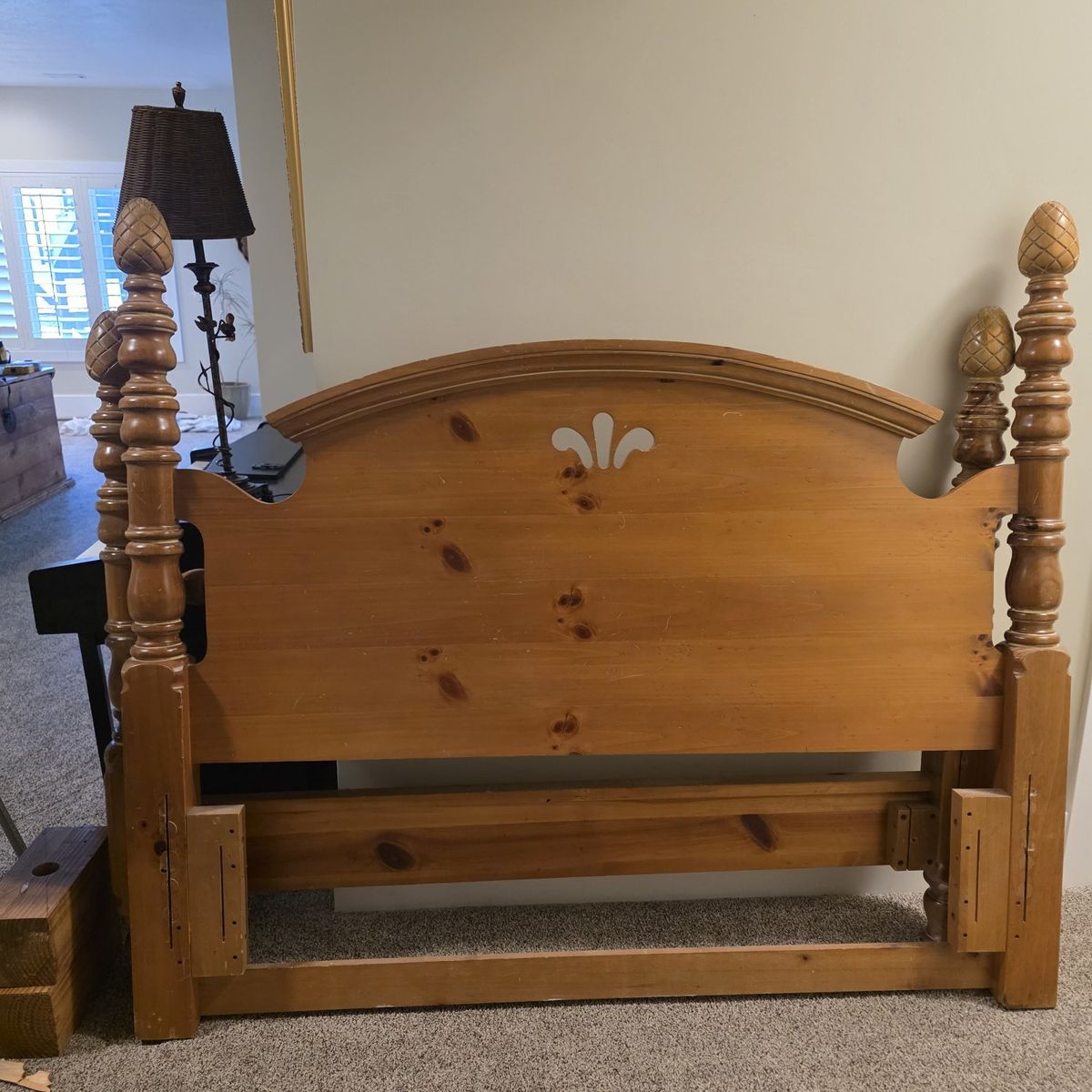 Bed headboard and footboard
