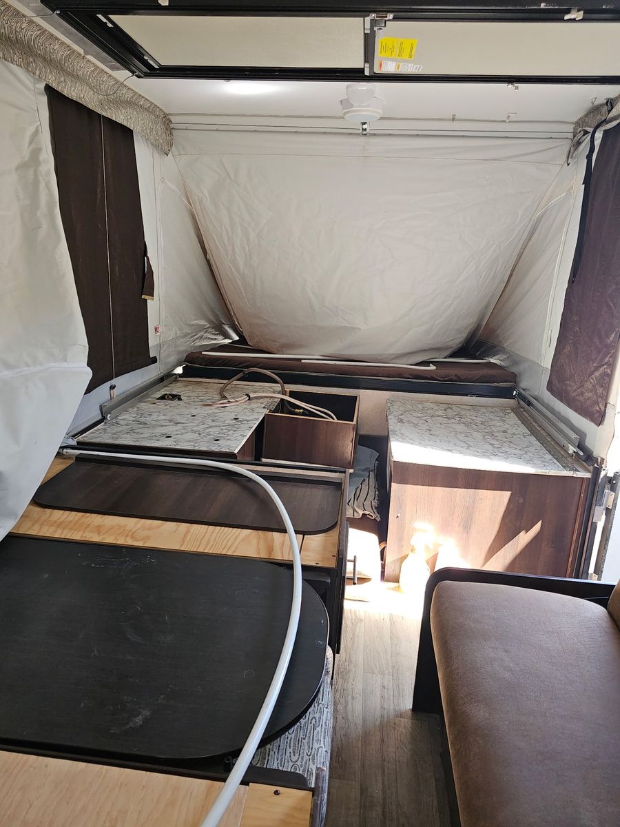 Main image 6