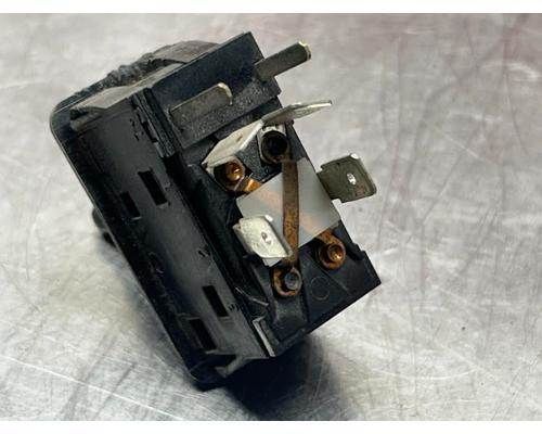 Main image 3