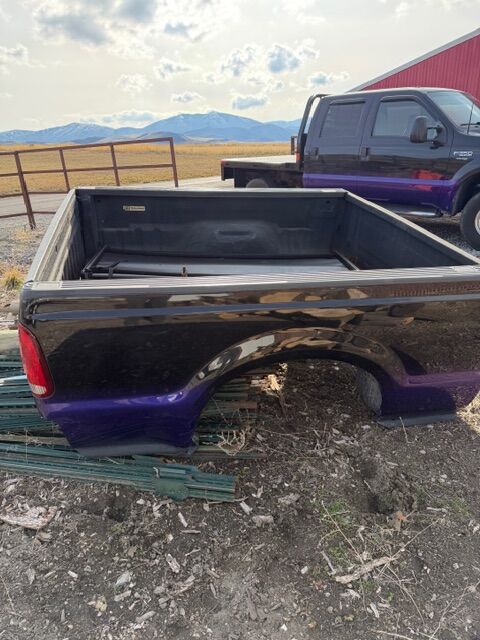 1999 Ford Truck bed. Clean