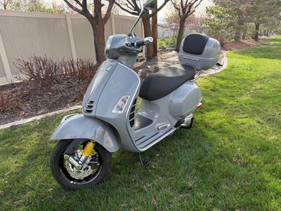 2020 VESPA GTS 300 HPE Super Tech 2 Seater