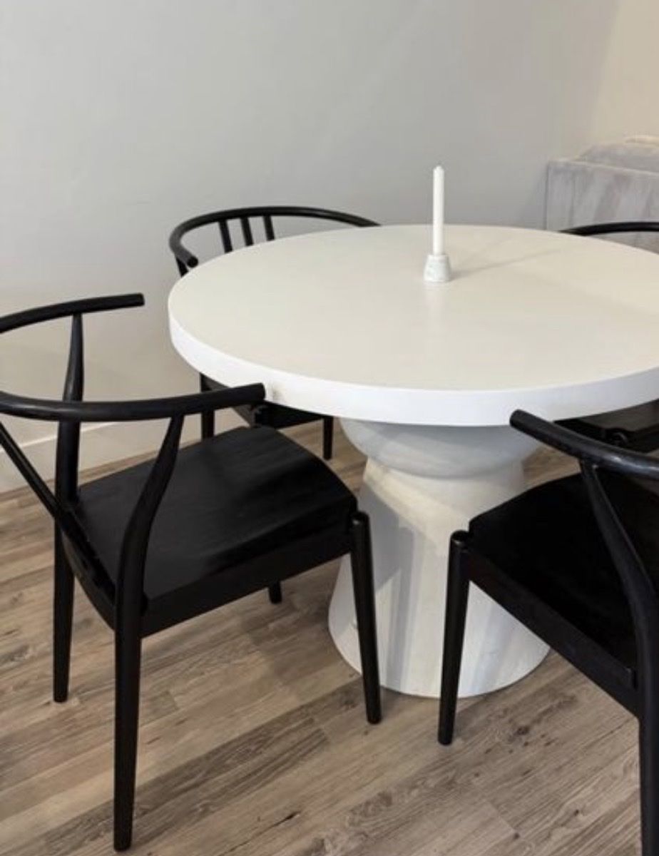 Modern 5 Black Wishbone Chairs from hearth and hand