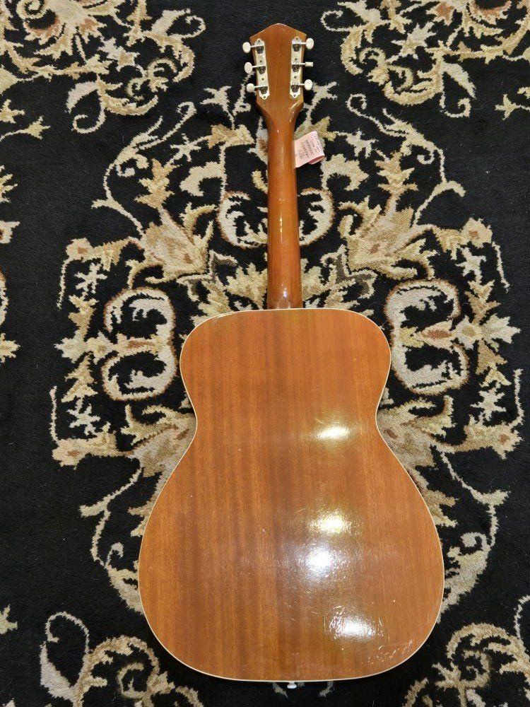 Main image 4