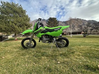 Kawasaki KX65 2021 Dirt Bike - 64cc Liquid-Cooled 2-Stroke, Adjustable Suspension, Disc Brakes