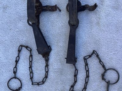 Vintage 'Victor' Small Game Animal Traps