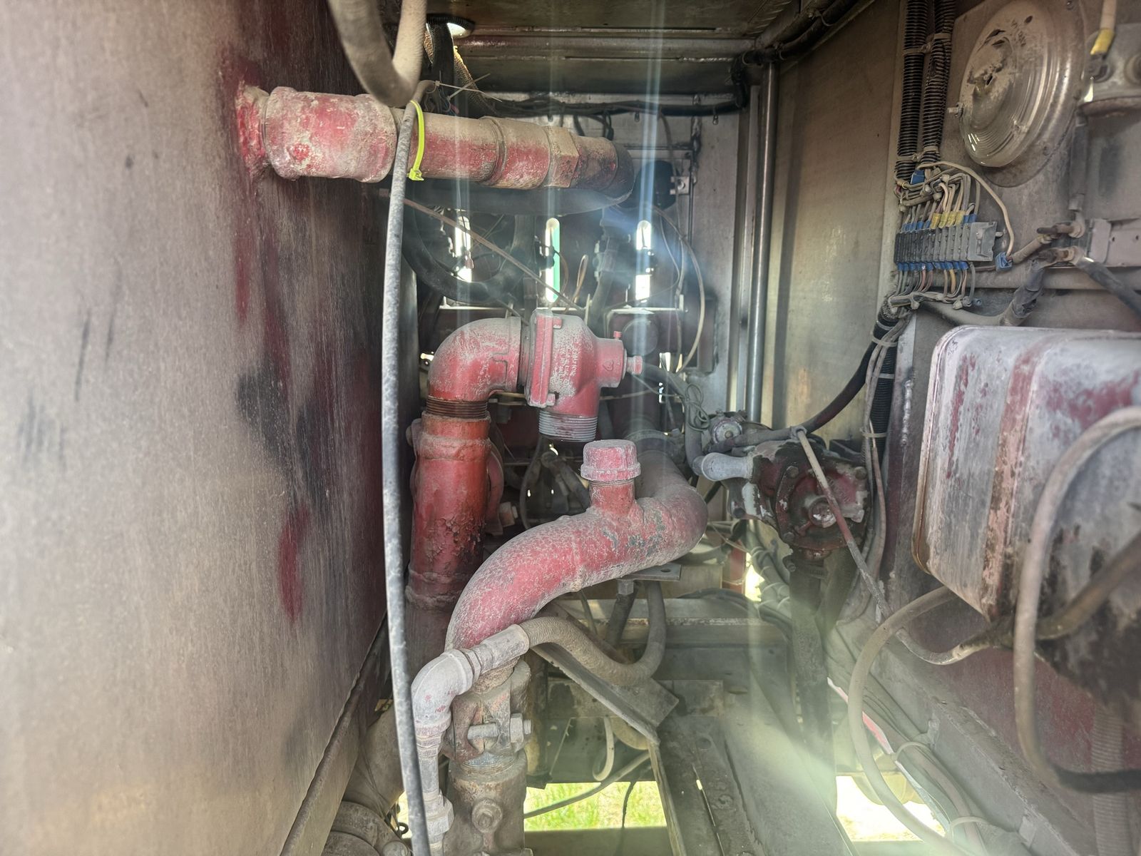 Main image 5