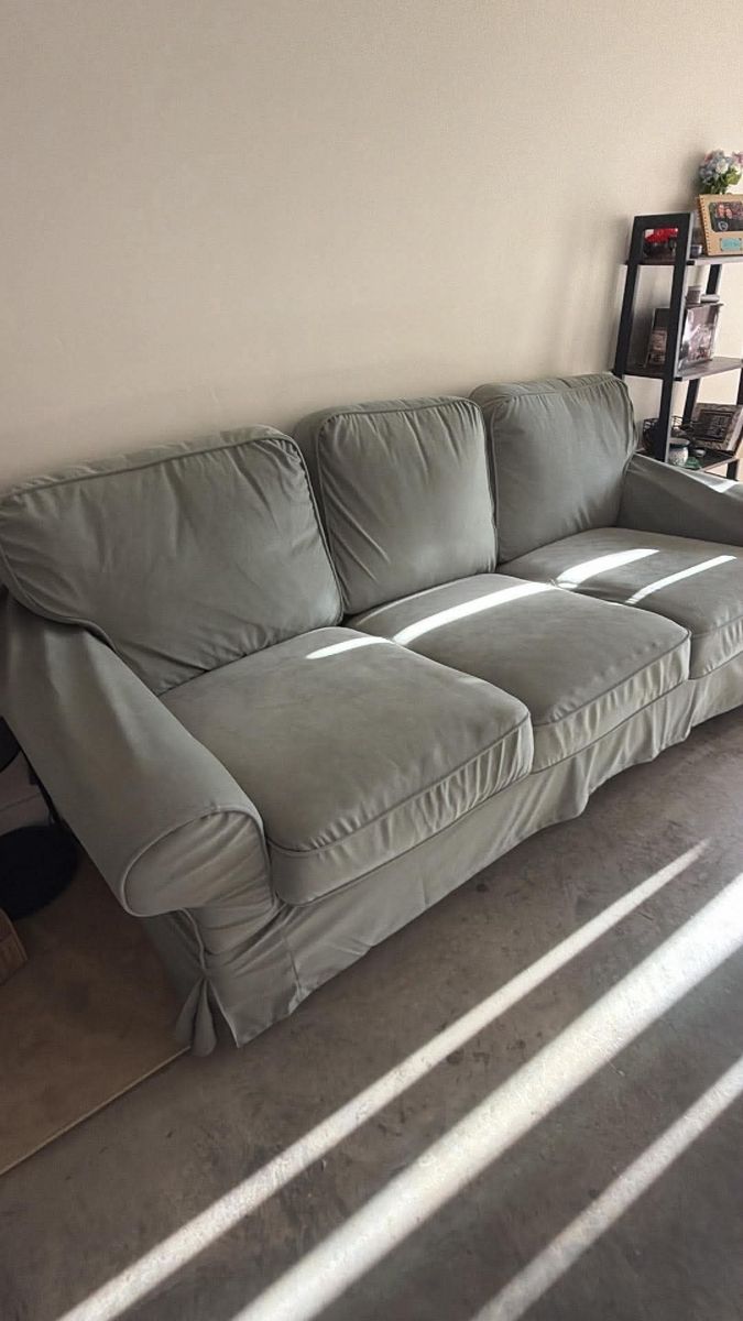 Selling ikea 3 seat couch