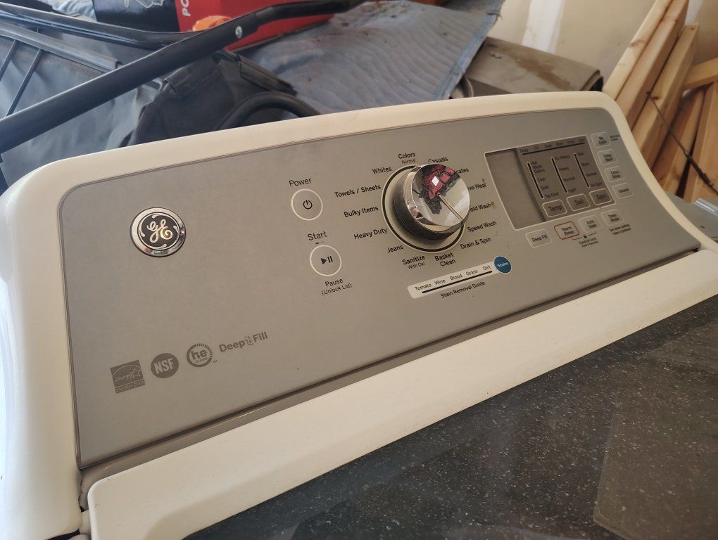 GE washing machine top and control