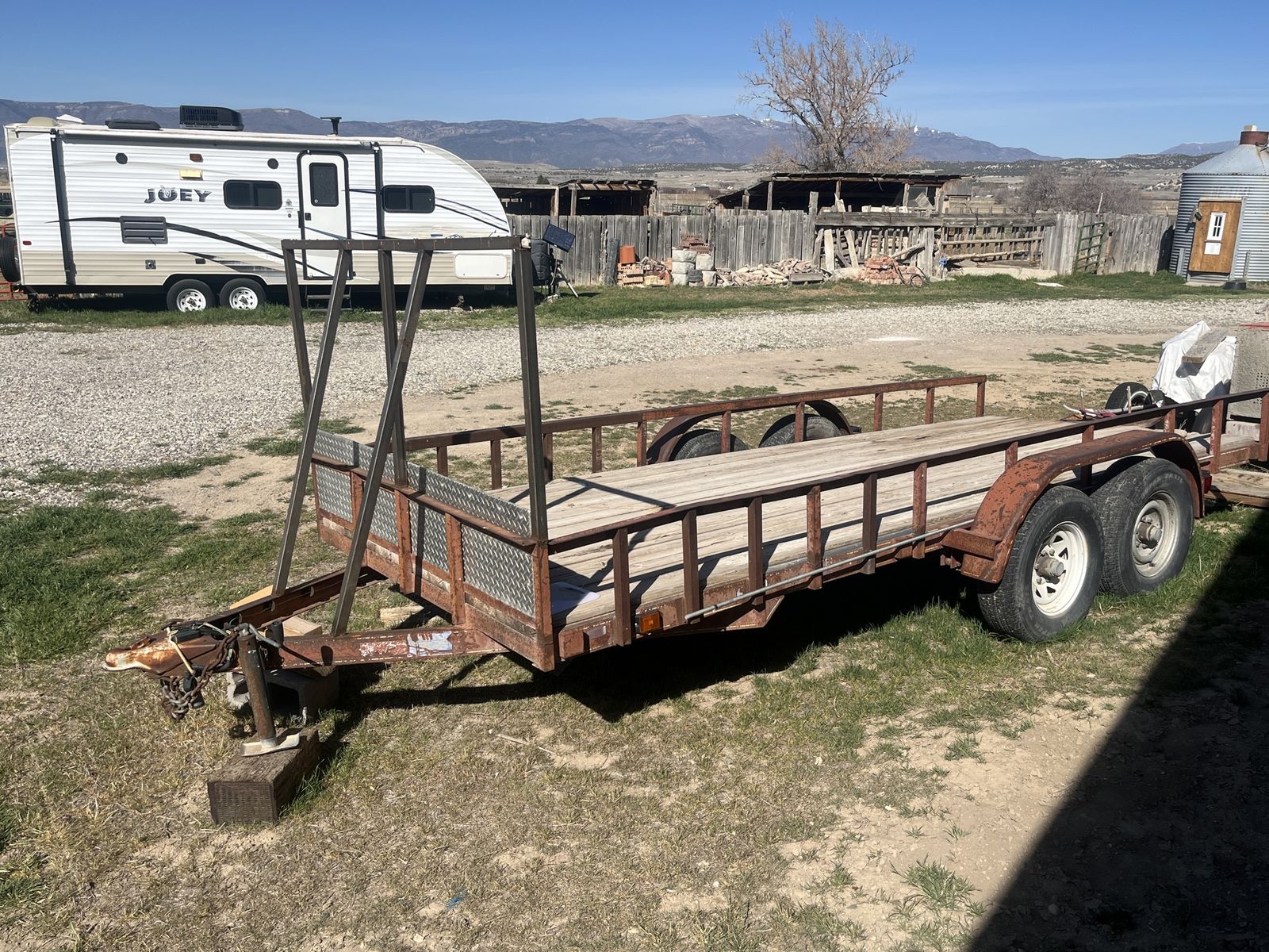Flatbed trailer