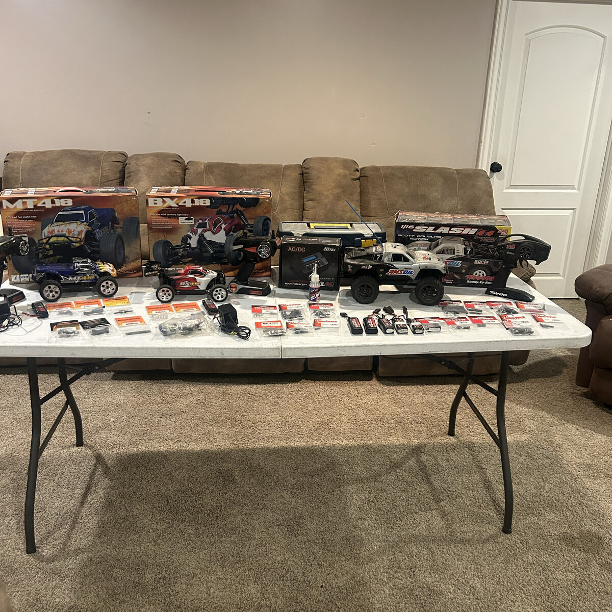 Traxxas & Dromida RC cars (3 total) Plus lots of extra parts!!