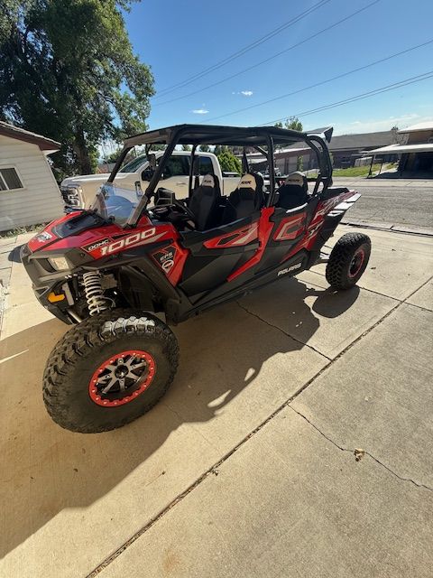 2015 RZR XP1000 4-Seat EPS