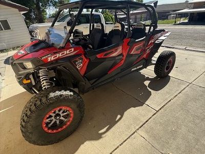 2015 RZR XP1000 4-Seat EPS