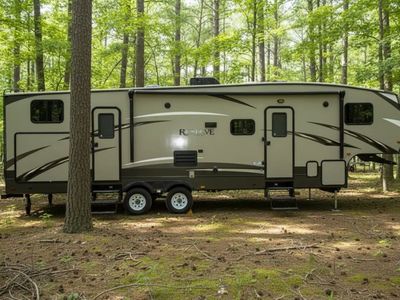 2016 Crossroads Rezerve 31BH for RENT