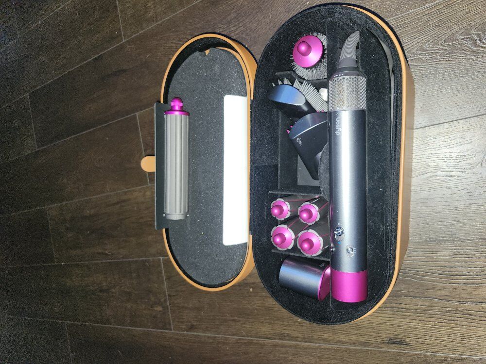 Dyson Airwrap Complete NEED GONE ASAP