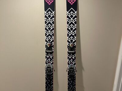 Black Crow Skis