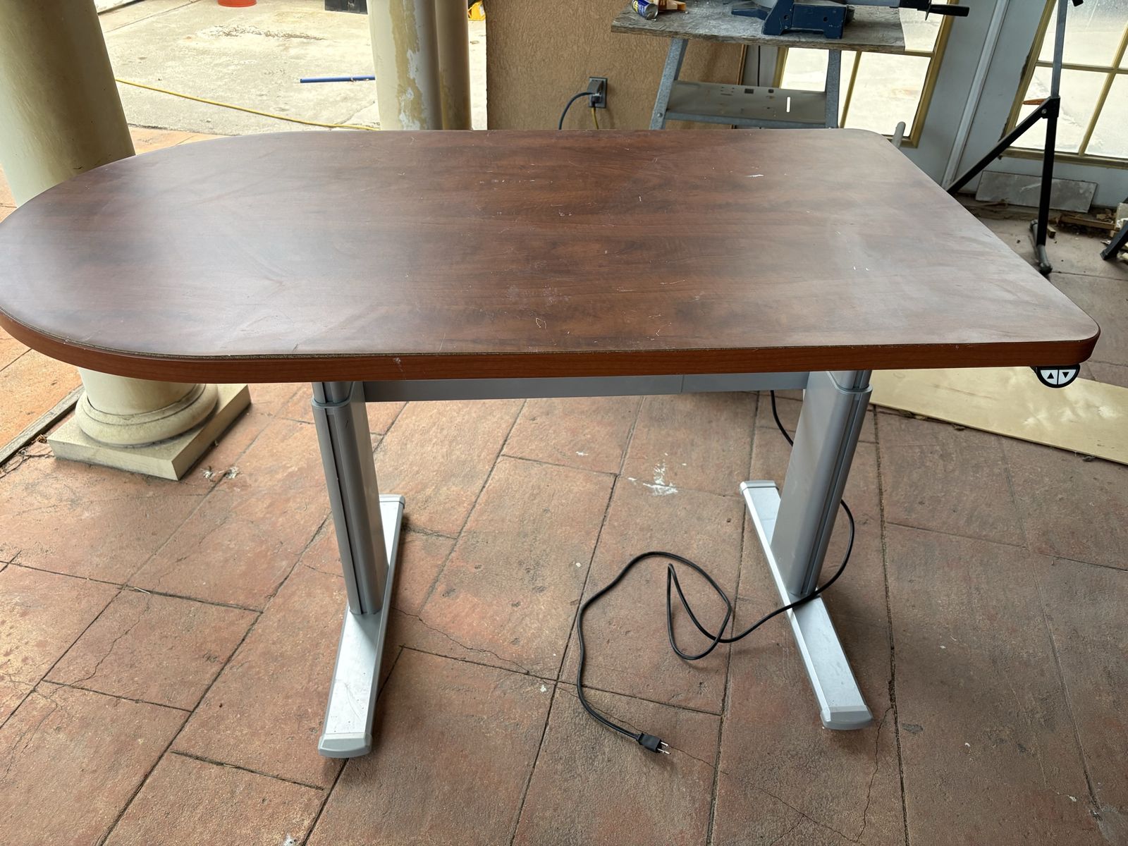 Adjustable Height Desk Silver w/ Dark Top