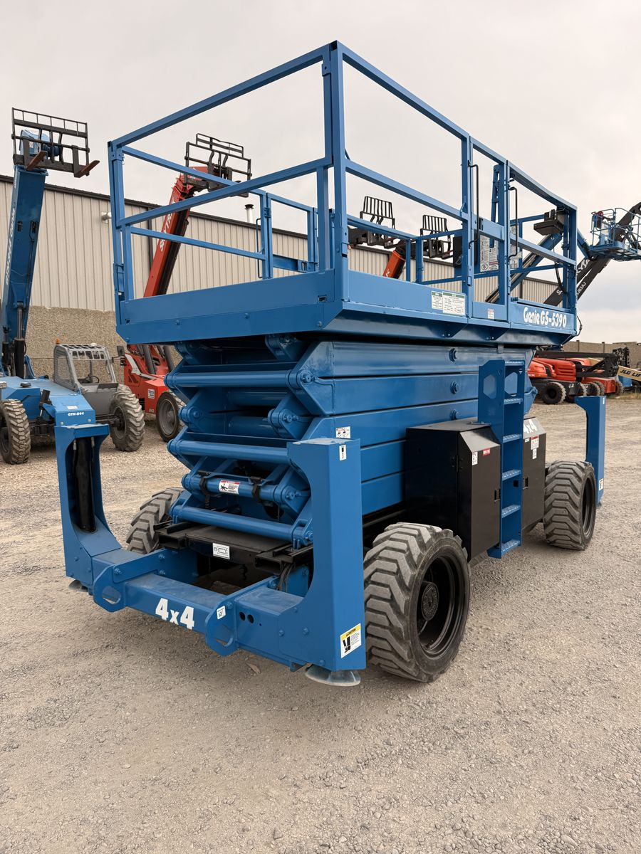 2016 Genie GS 5350 RT Scissor Lift | 2,004 Hours | 1-Year Warranty