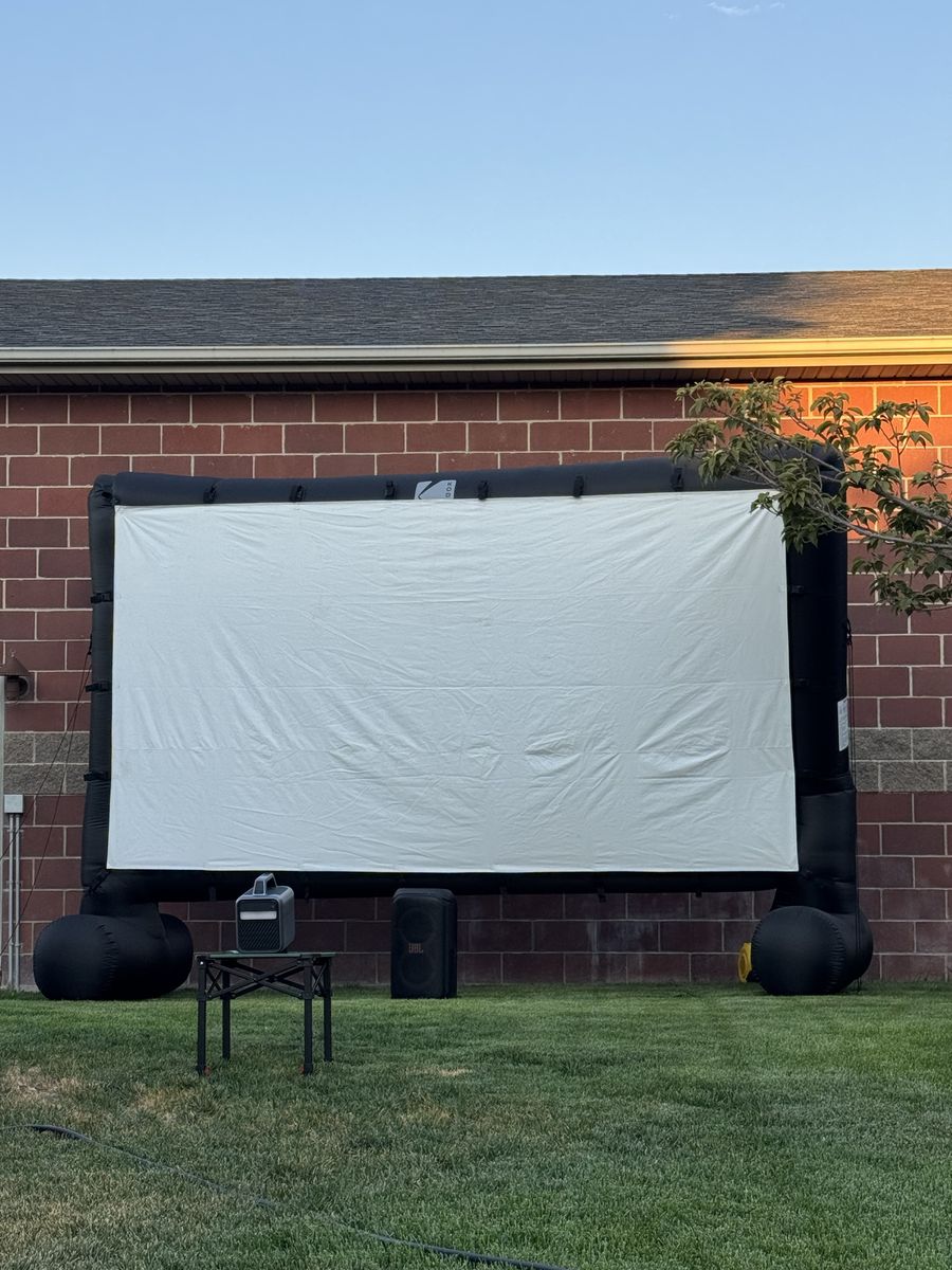 RENT Outdoor Movie Setup