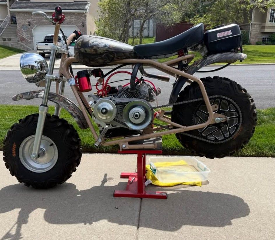 Coleman 212cc Predator Mini in Camo