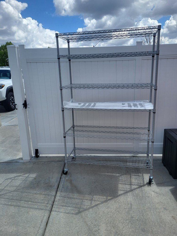 Seville Classic Ultra HD 6 Tier Metal Rolling Rack