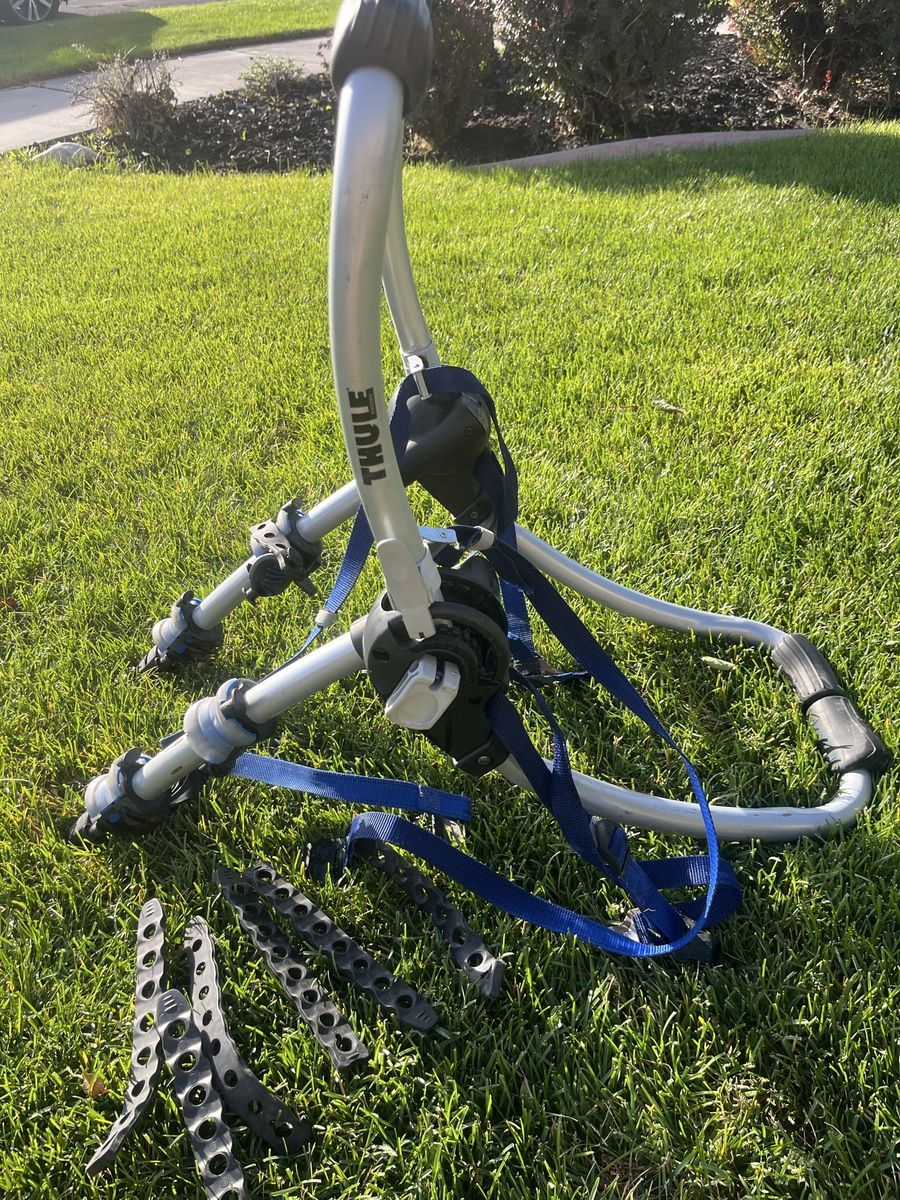 Thule Bike Rack for Car Trunk/Hatch