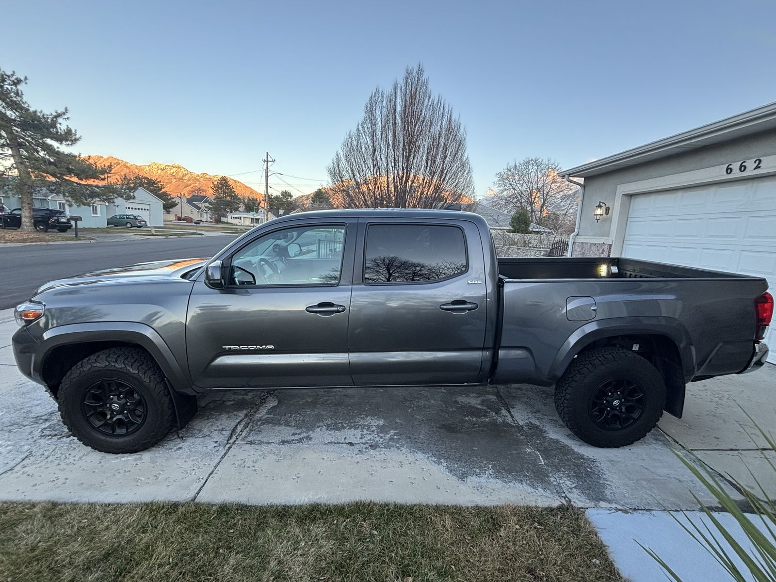 2022 Toyota Tacoma SR5