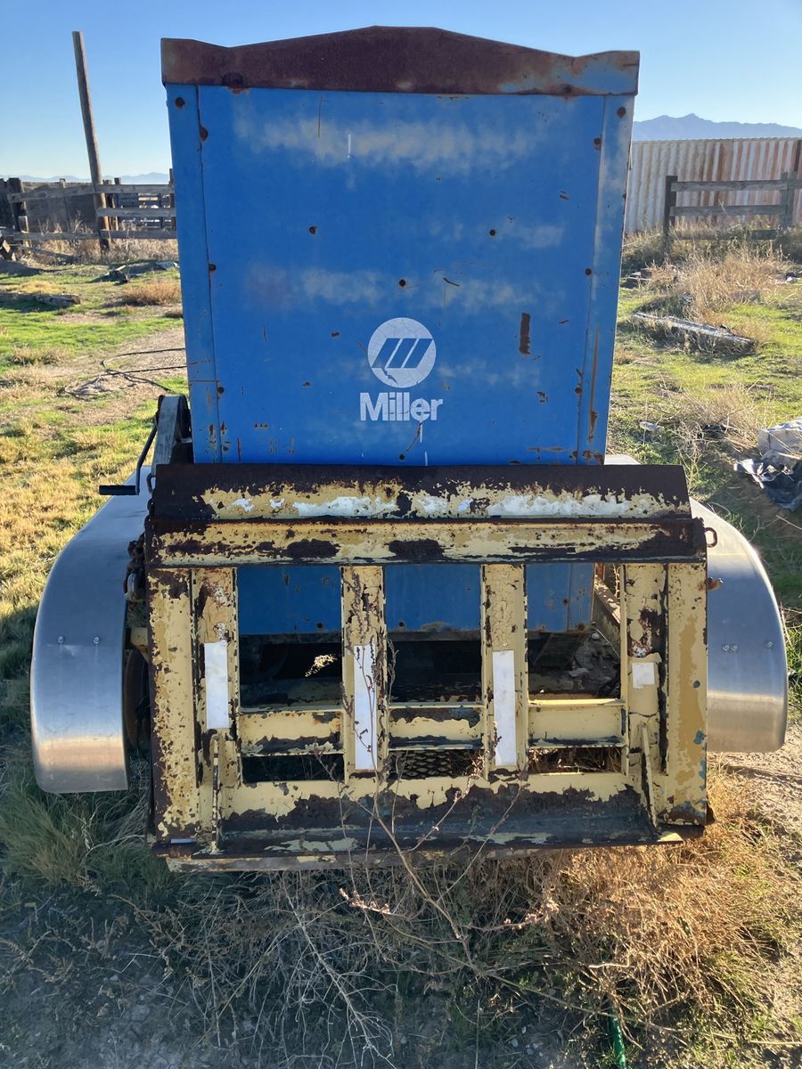 Miller 8 Pack Welder