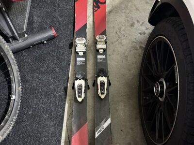 Volkl Mantra 158 cm and marker bindings