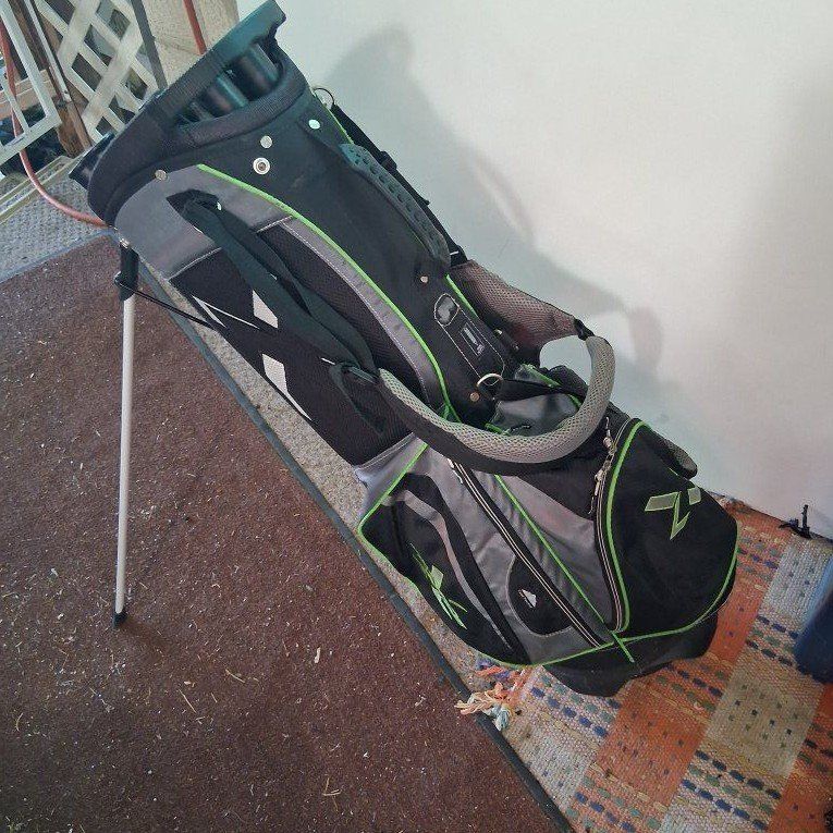 Golf bag