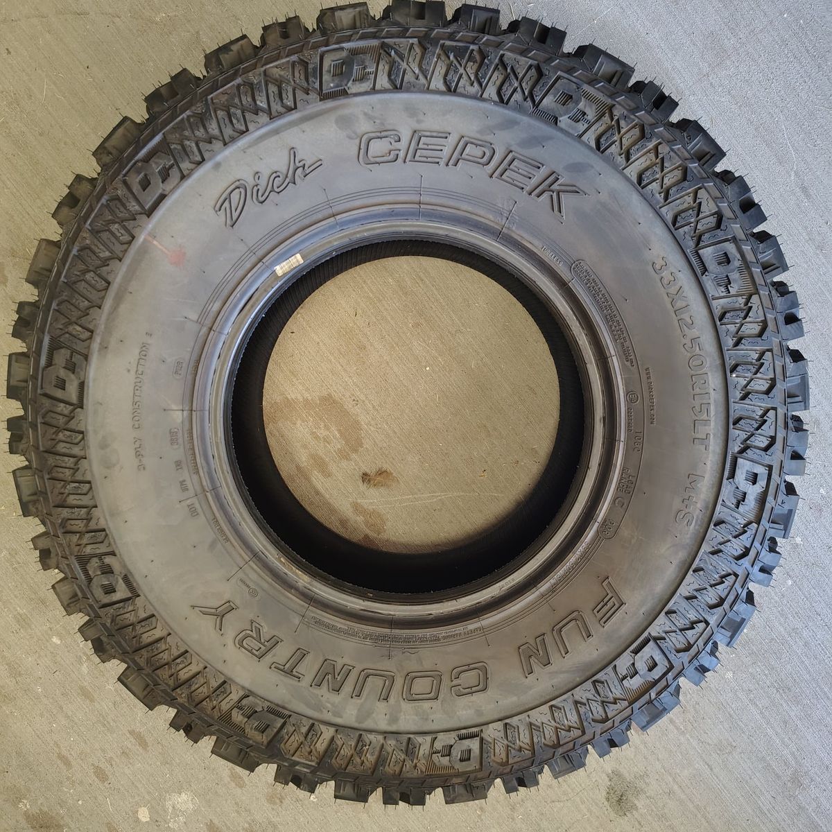 33x12.50r15 Tires set of 5