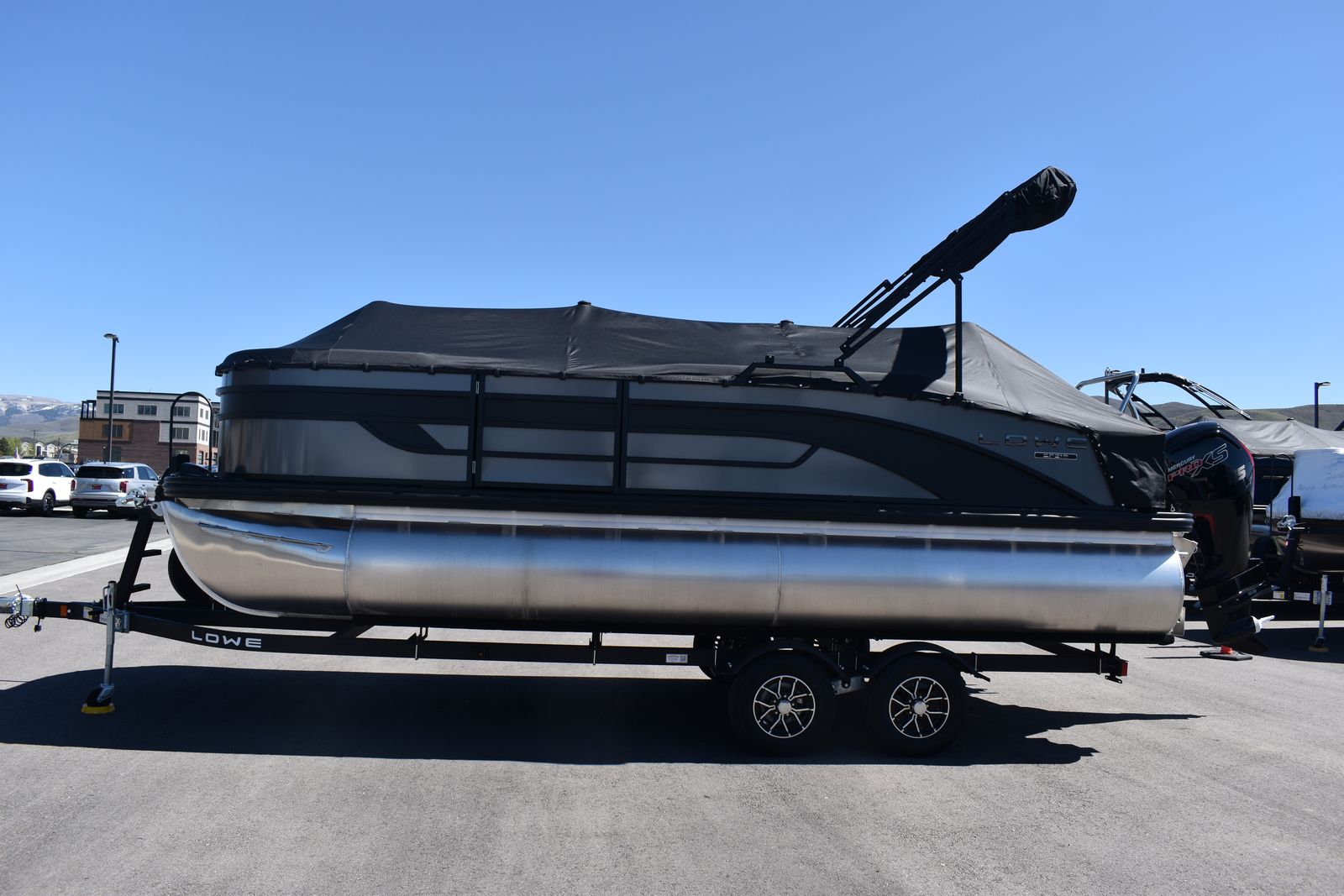 2026 Lowe SF 212 Pontoon Boat Fishing Boat With 115HP PRO XS Mercury Engine and Trailer