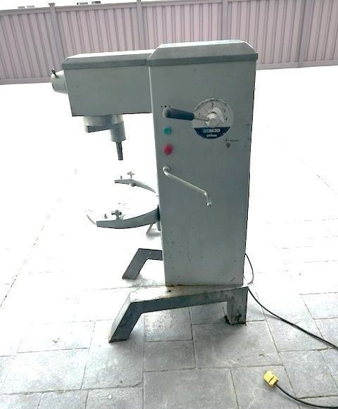 Main image 5