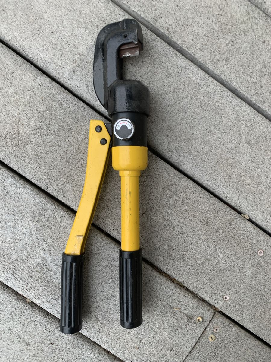 Heavy-Duty Hydraulic Hand Crimping Tool Wire Cable Lug Crimper with Dies