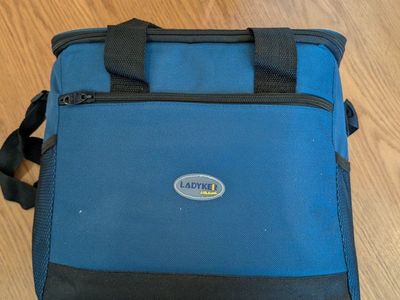 LADYKEK Blue Insulated Cooler Bag - Soft Sided, Zippered, and Portable for Drinks & Food