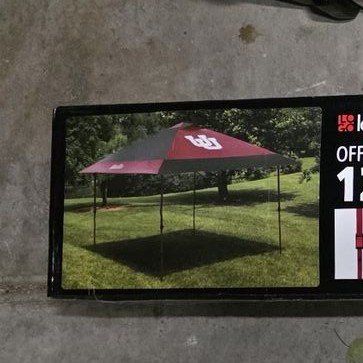 12x12 Pop up U of U canopy.