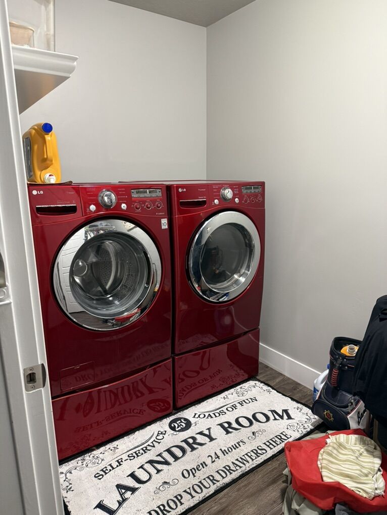 Washer and Dryer Pedestals