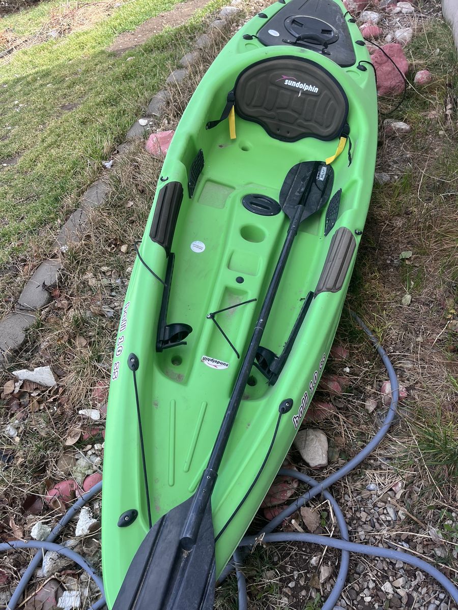 Sun Dolphin Bali 10 SS Sit-On-Top Recreational Kayak.