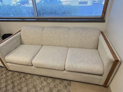 Nice couch for Sale