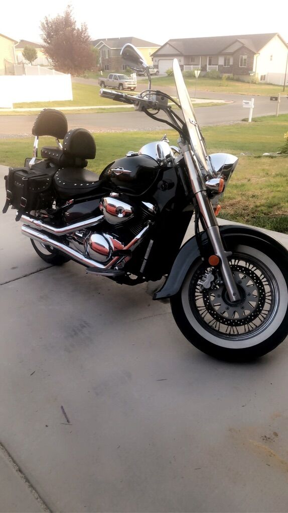 Beautiful Suzuki Boulevard C50 – Ready to Ride