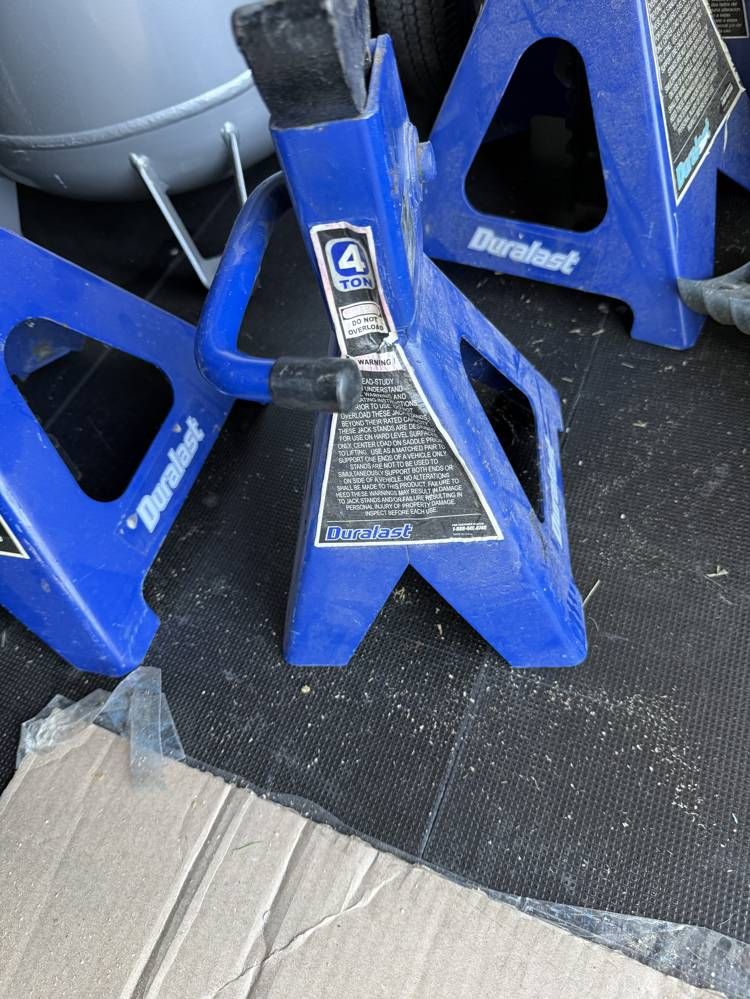 Duralast 4-Ton Jack Stands (Pair)
