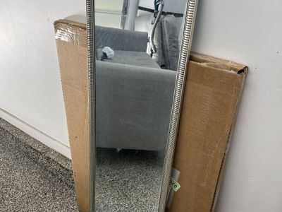 Wall mirror