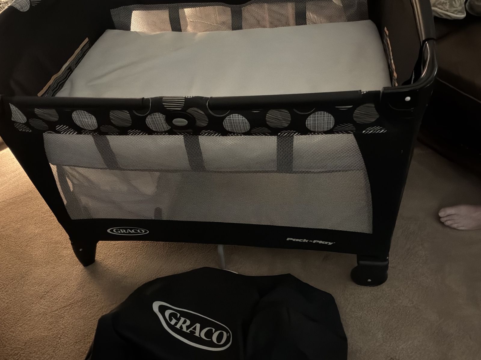 Graco Pack 'n Play Portable Playard - Black/White Circles - Never used.