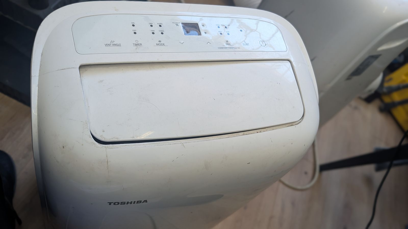 Toshiba Mobile Type Air Conditioner RAC-PD0812CRRU