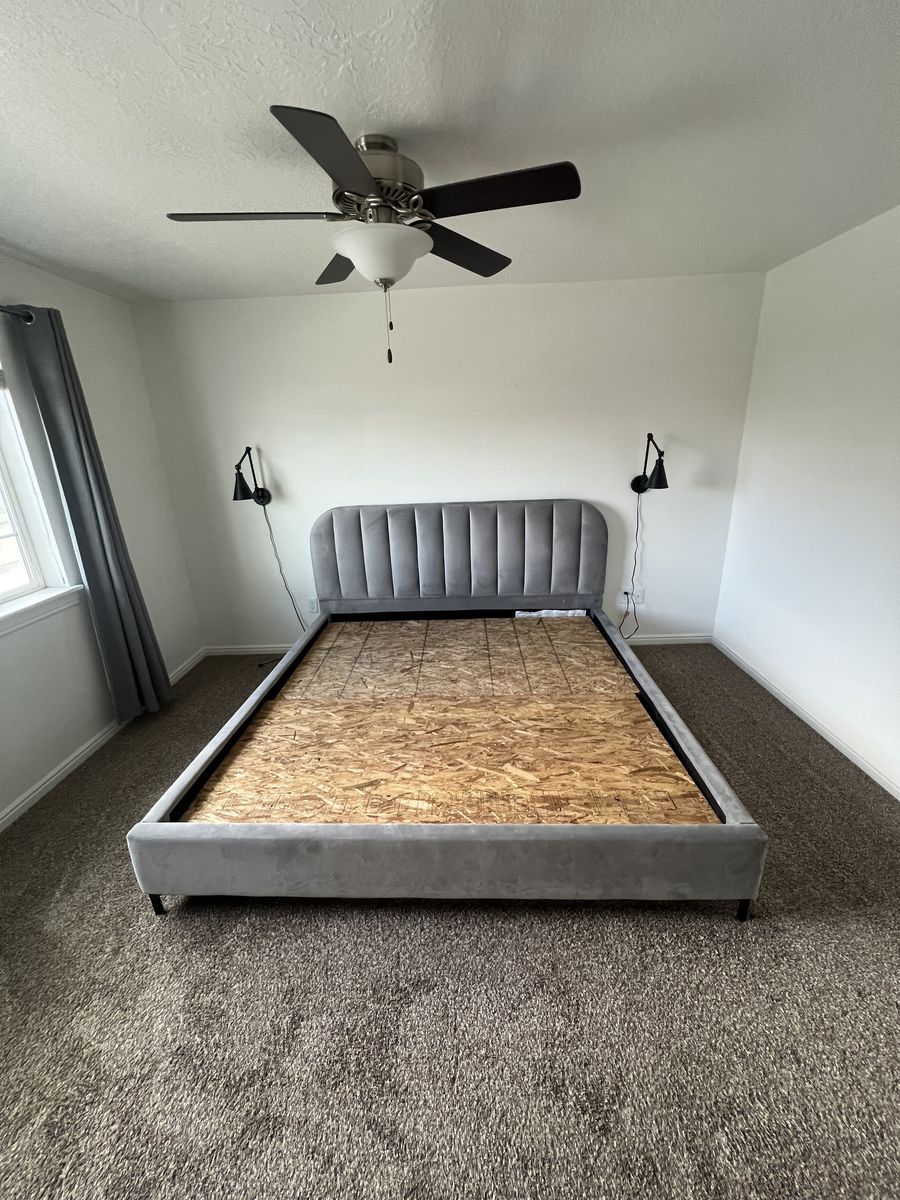 Upholstered King size Platform Bed